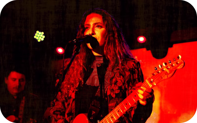 30.09 19:00 • ESTHER OLIVIER